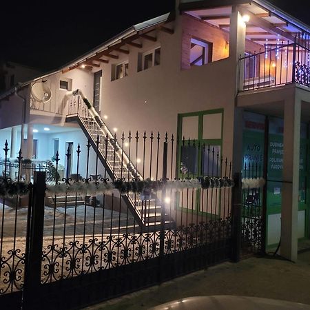 Apartments Pkt Delux Ni Dış mekan fotoğraf